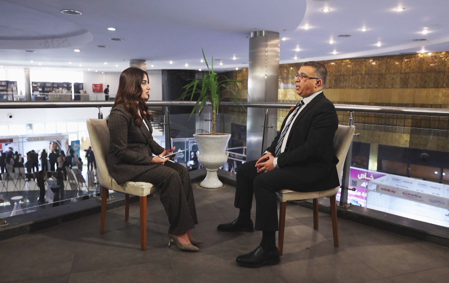  الدكتور نياز أحمد، مدير مركز أمراض السرطان والدم في كركوك، في مقابلة أجرتها معه لونا خالد