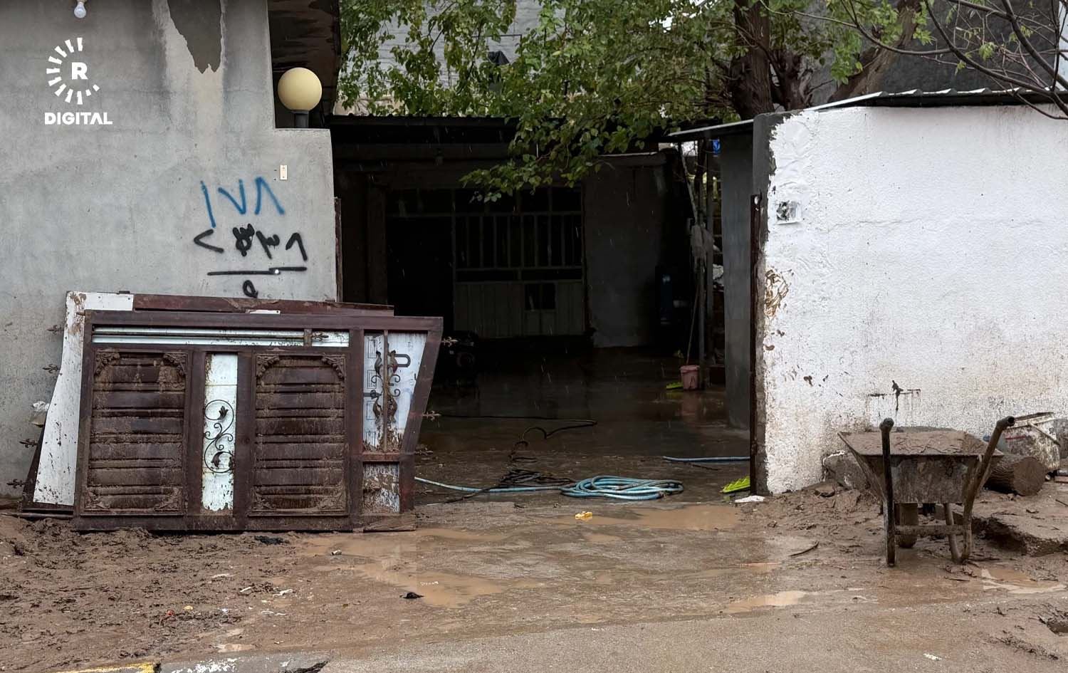 دیمەنی ماڵێکی چەمچەماڵ کە لافاو زیانی پێگەیاندووە. وێنە: پێشەوا بەختیار - رووداو