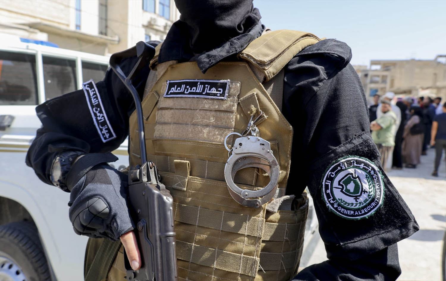 ئەندامێکی هێزە ئەمنییەکانی سووریا. وێنەکە تەنیا بۆ روونکردنەوەی هەواڵەکەیە