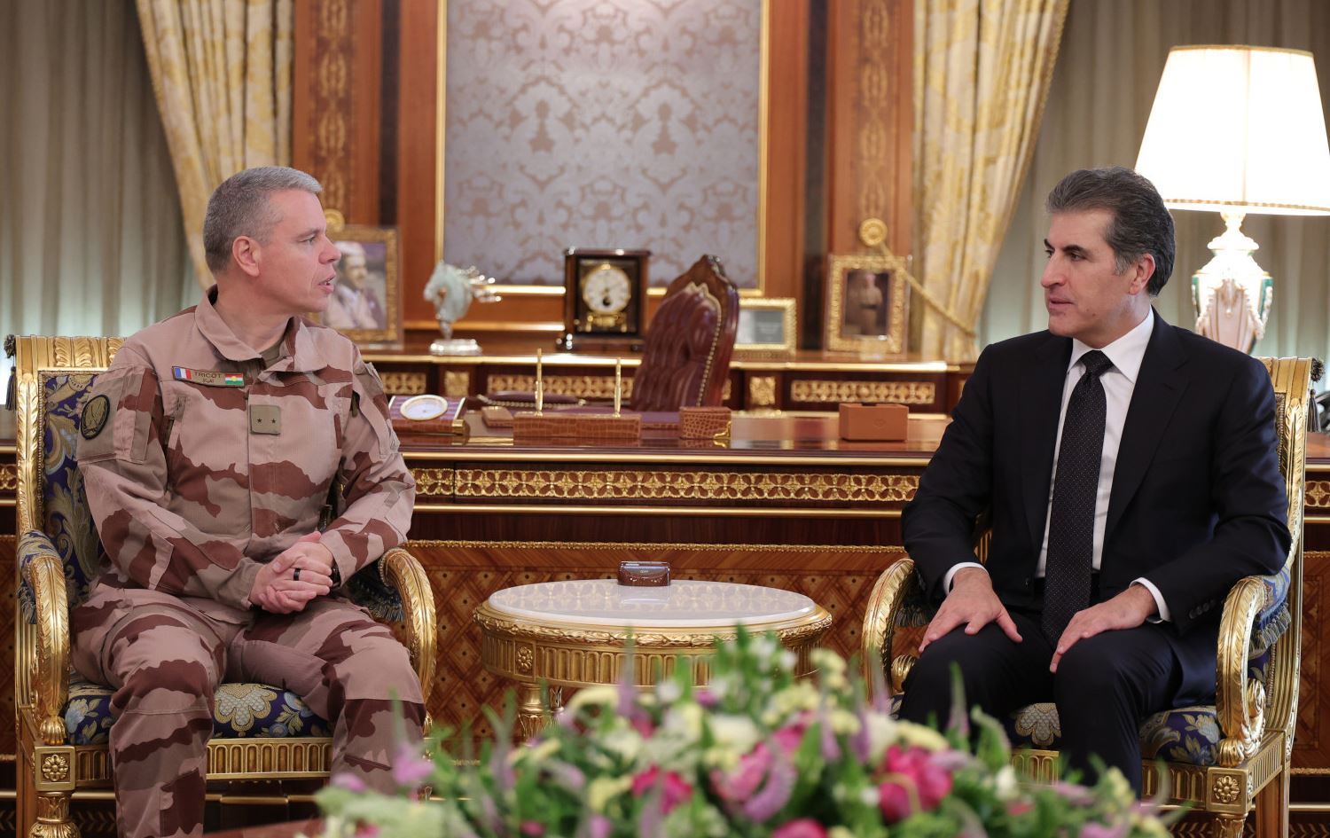 Nêçîrvan Barzanî û General François Tricot\ Wêne: Serokatiya Herêma Kurdistanê