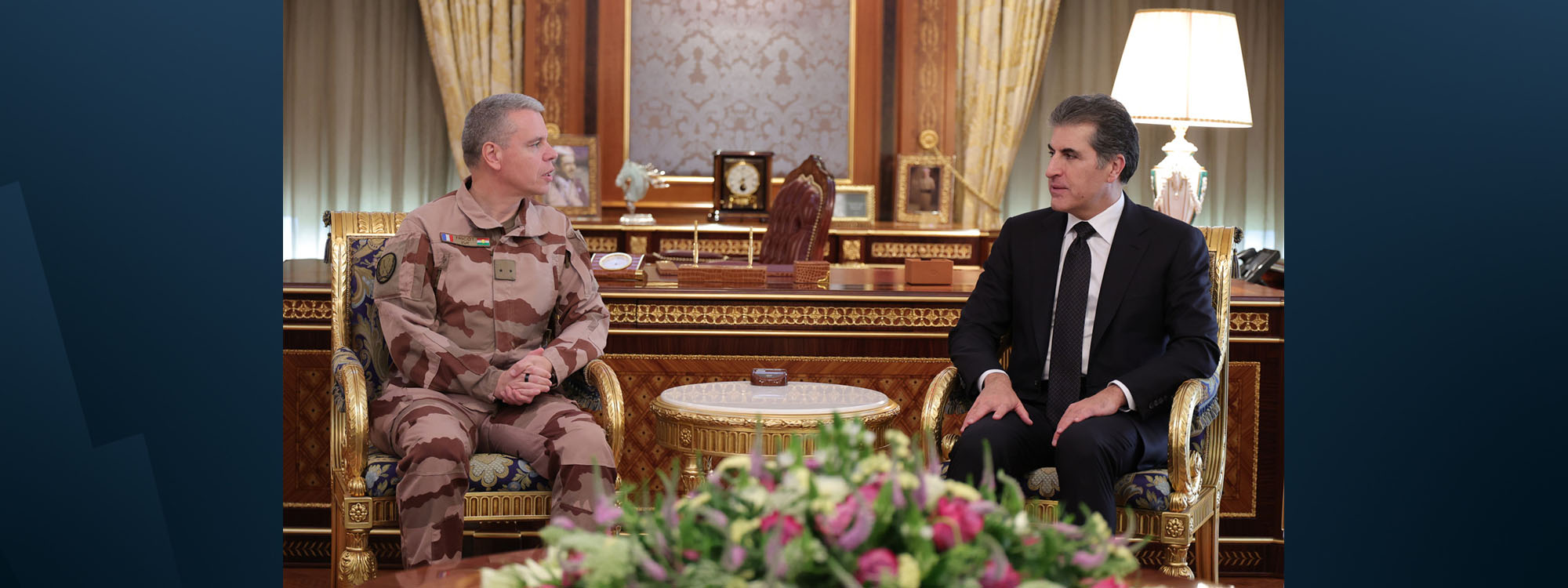 President Barzani meets Paris representative as anti-ISIS forces shift to Kurdistan
