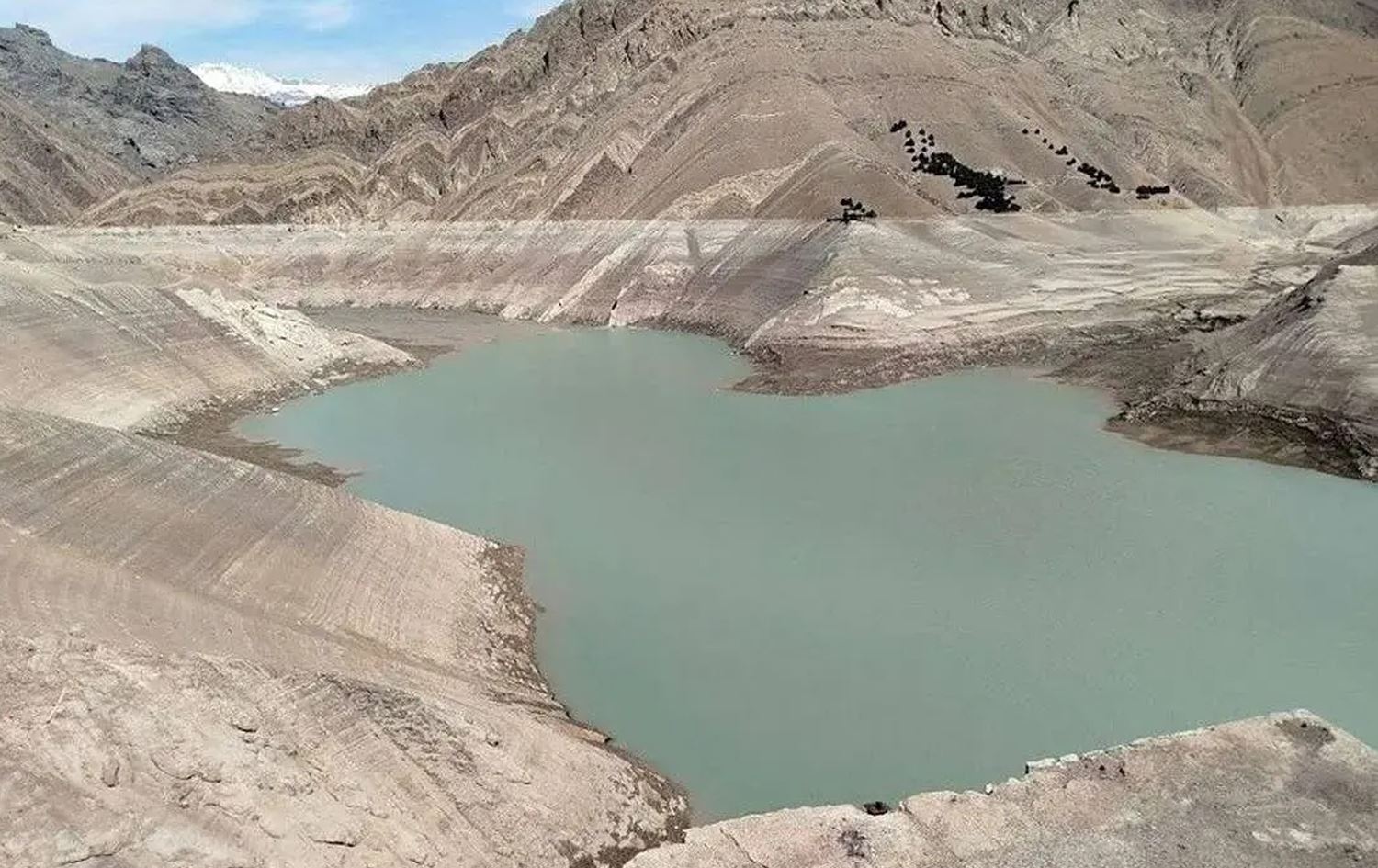 بەنداوێکی ئێران.