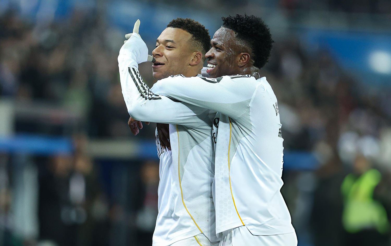 ڤینی و ئێمباپێ