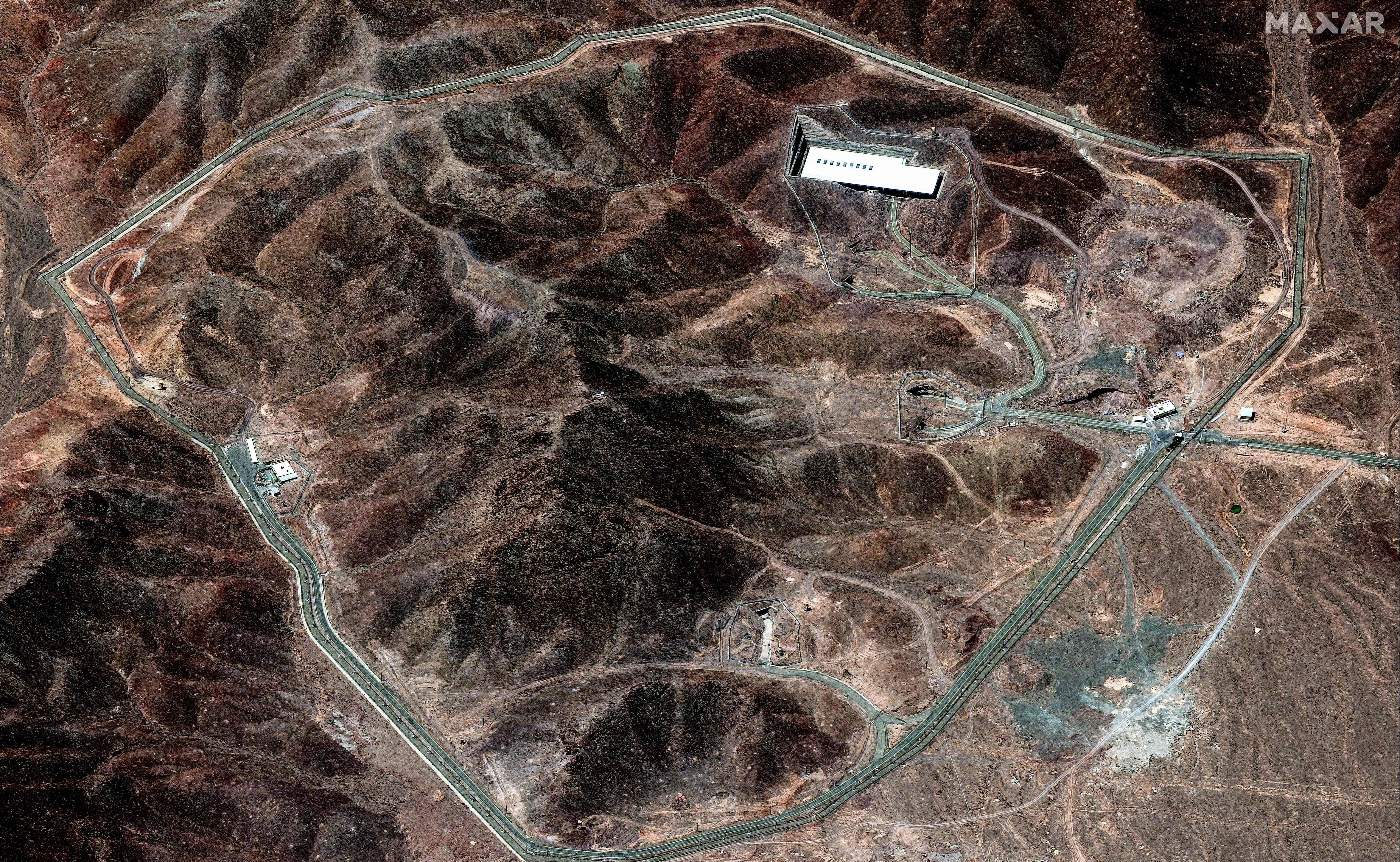 رێکخراوی وزەی ئەتۆمیی ئێران: ئاژانس مافی نییە داوای چاودێریی بنکە بۆردوومانکراوەکان بکات