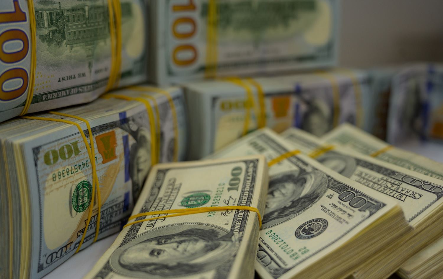 لە هەولێر سیستمی ئاڵوگۆڕی دۆلار دەگۆڕێت؛ "دۆلاری سپی" کەم دەکرێتەوە