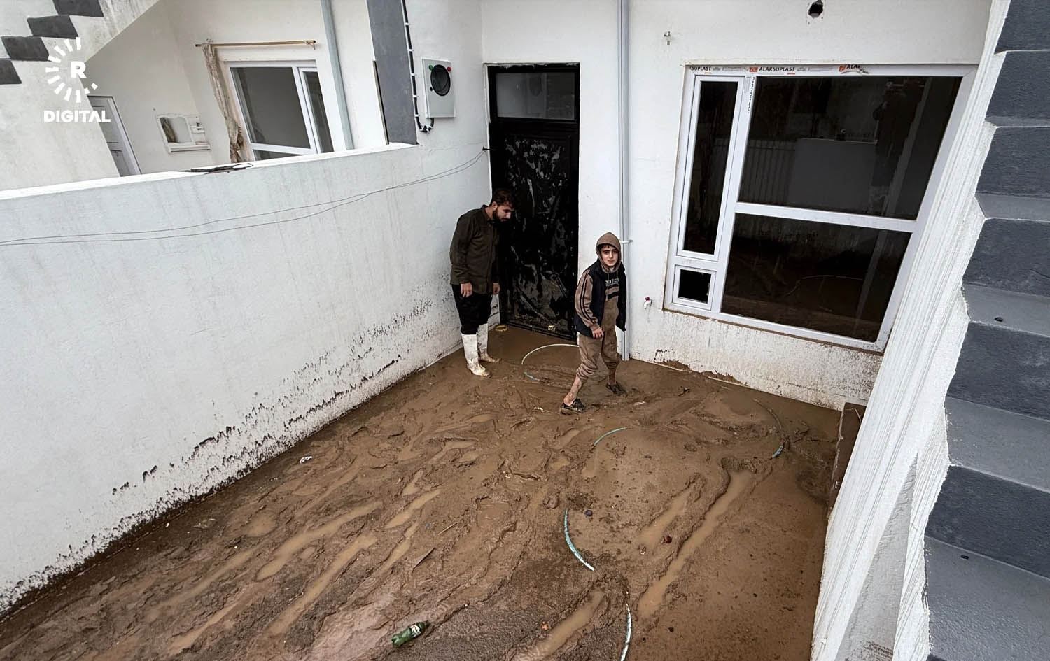 کەنیسەی کلدانی 50 ملیۆن دینار هاوکاریی پێشکێشی زیانلێکەوتووانی لافاوەکەی چەمچەماڵ دەکات