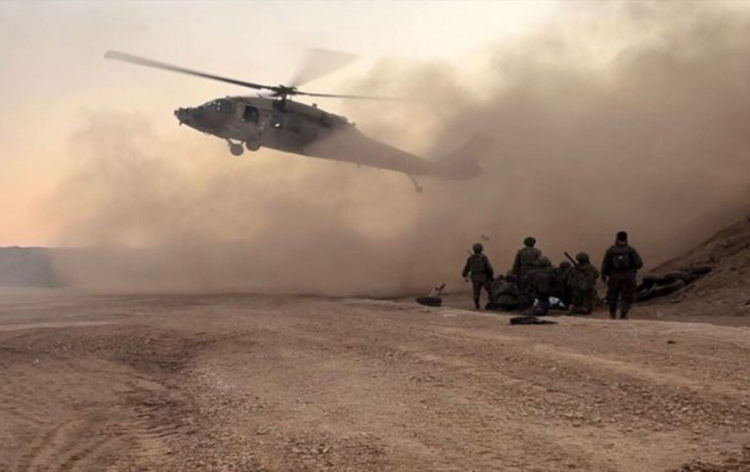 مروحية تابعة لقوات التحالف الدولي