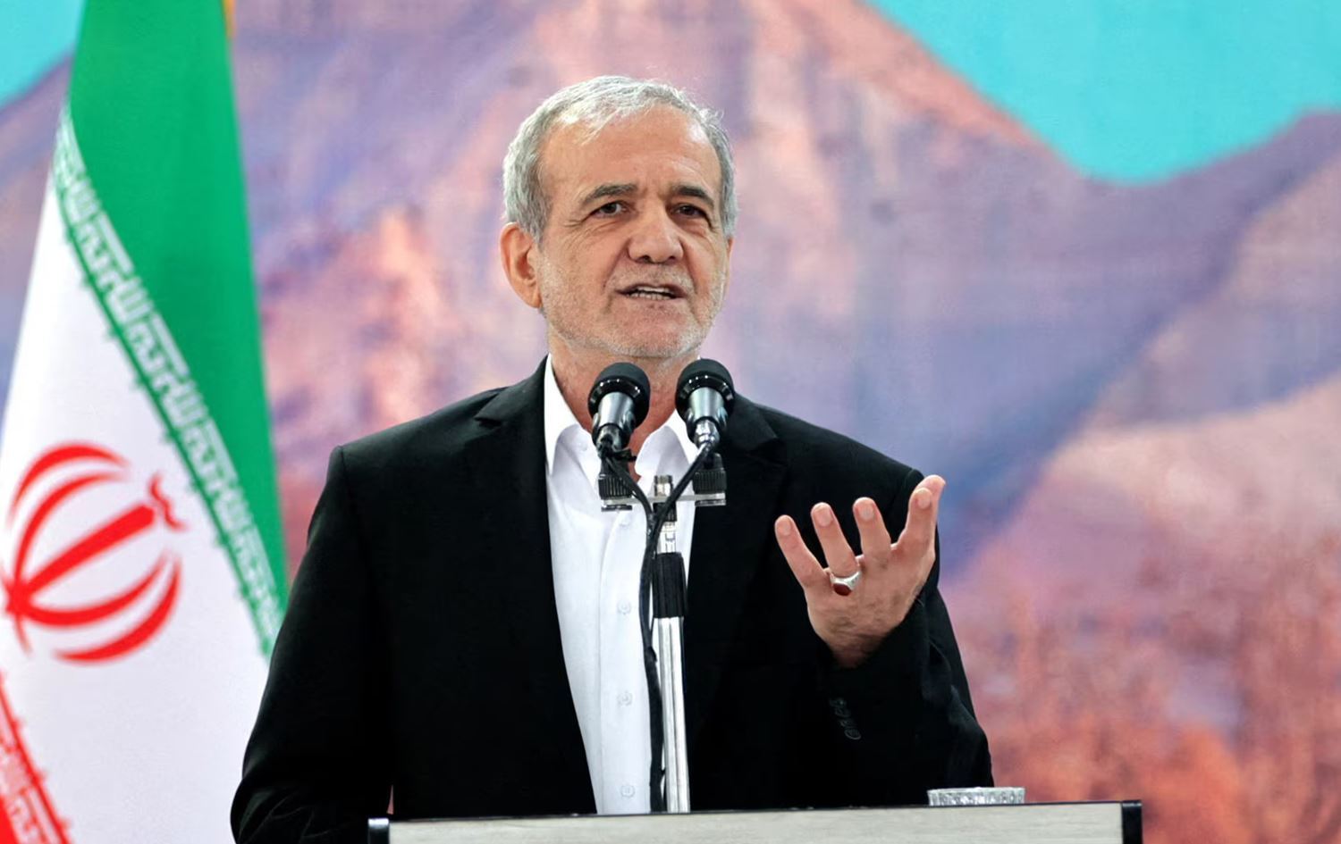 Serokkomarê Îranê: Mûşekên Îsraîlê ji yên me hesastir û bihêztir bûn