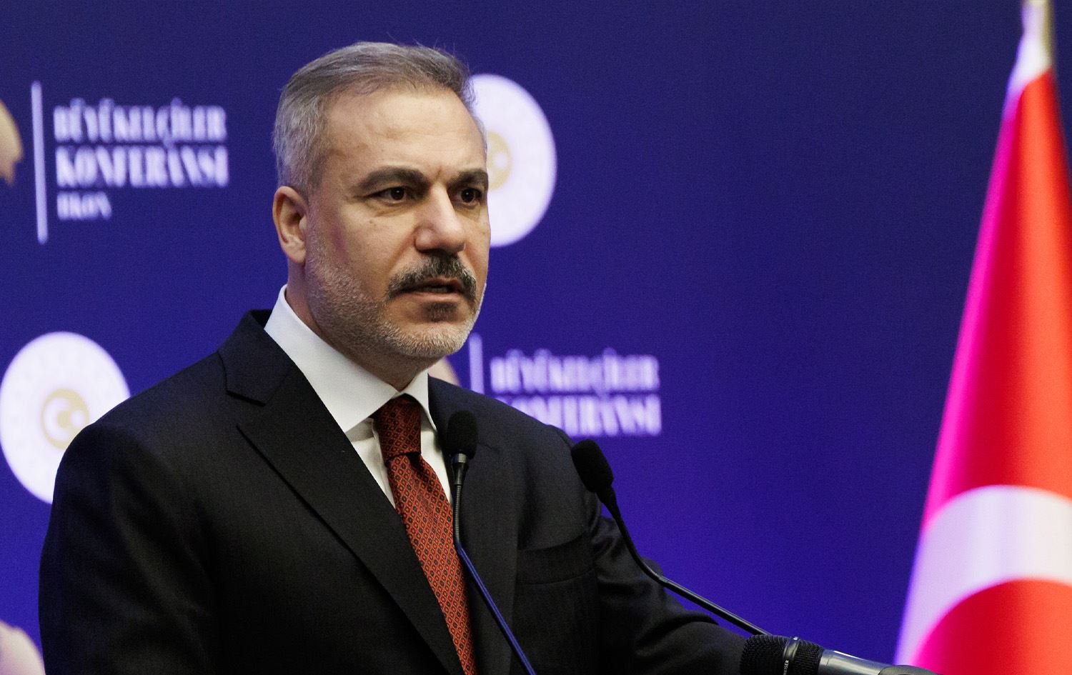 هاكان فيدان-AA