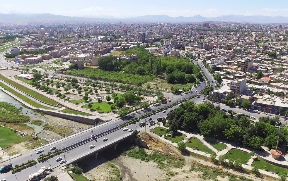 دیمەنێکی شاری ورمێ.