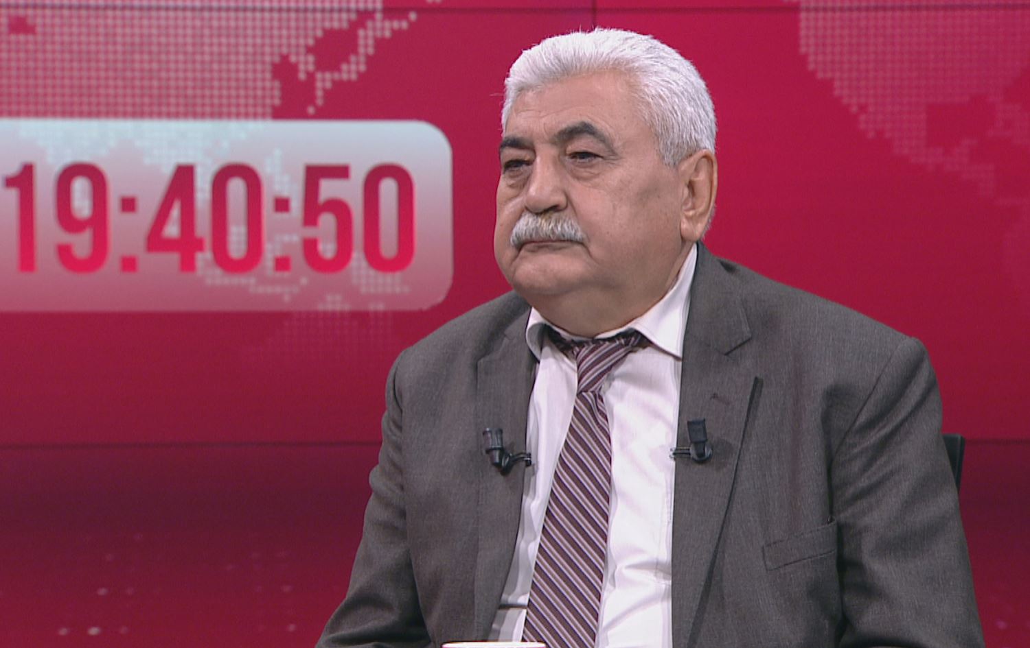 دلاوەر زەنگی: خوێندن بە زمانی کوردی لە رۆژئاوای کوردستان خەونی شاعیرە مەزنەکانمان بوو