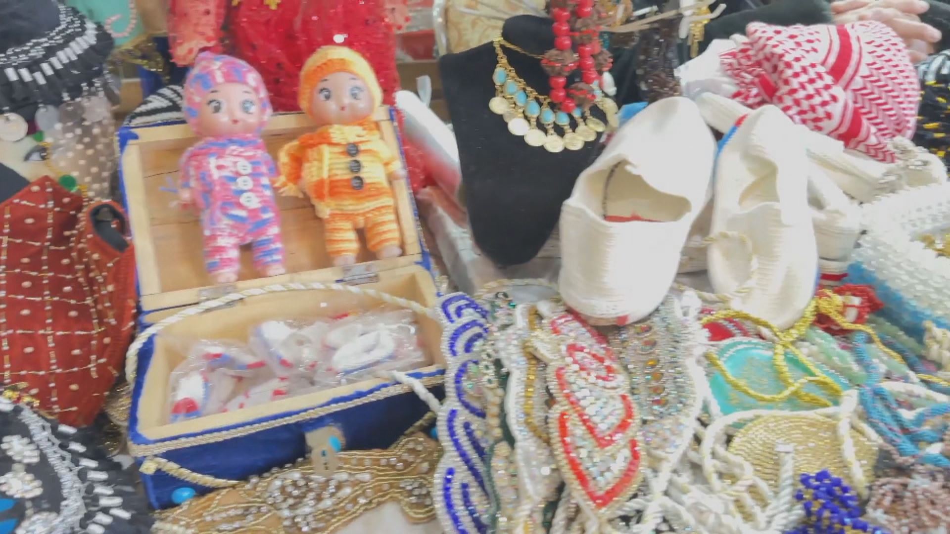 خەڵکی بەهۆی گرانییەوە ناتوانن کەلوپەلەکانیان بکڕن.