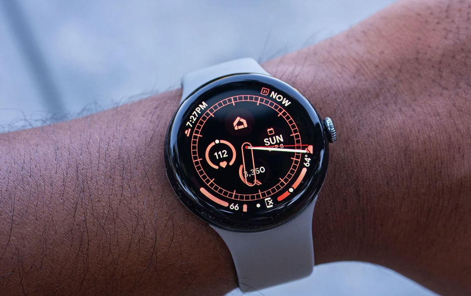 کاتژمێرێکی زیرەک.