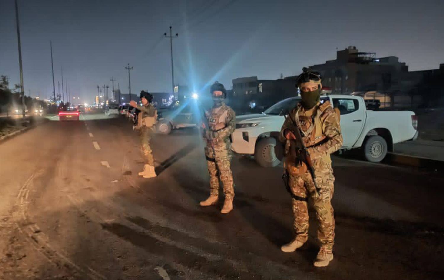 عناصر من الوحدة التكتيكية لشرطة محافظة النجف