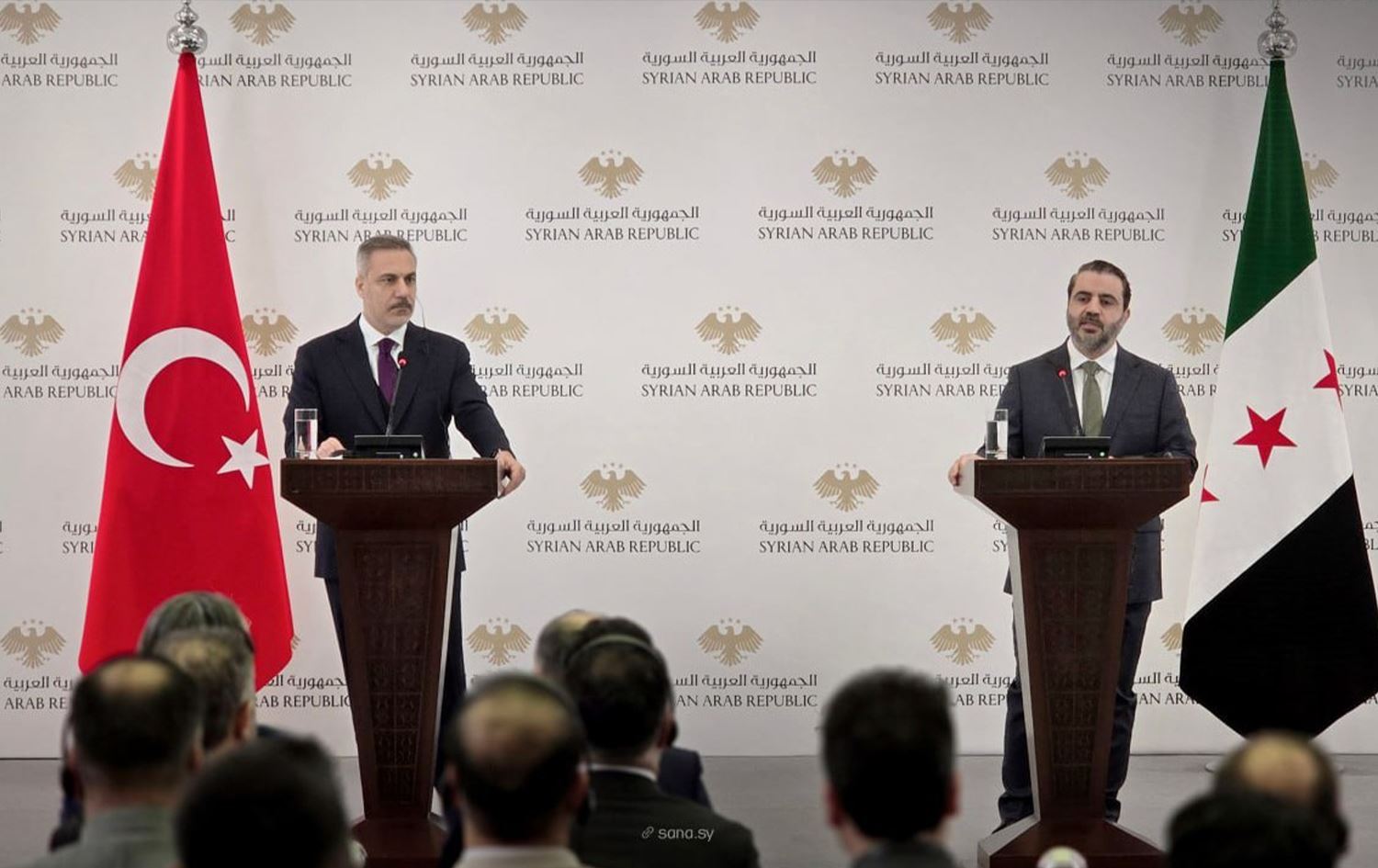 Esad Şeybani: Özel statüye ve parçalanmaya izin yok  