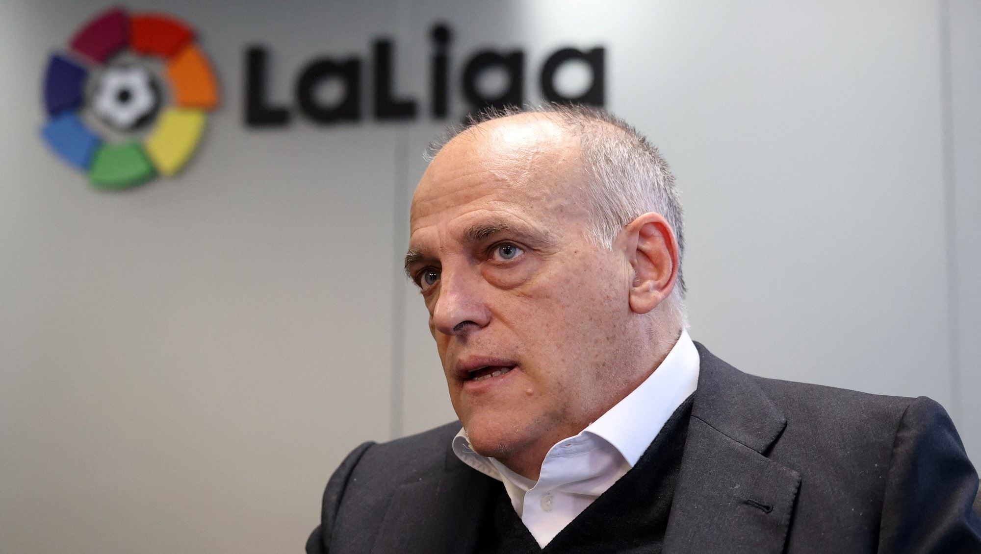 خاڤیێر تێباس