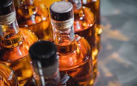 چەند بوتڵێکی خواردنەوە کحولییەکان