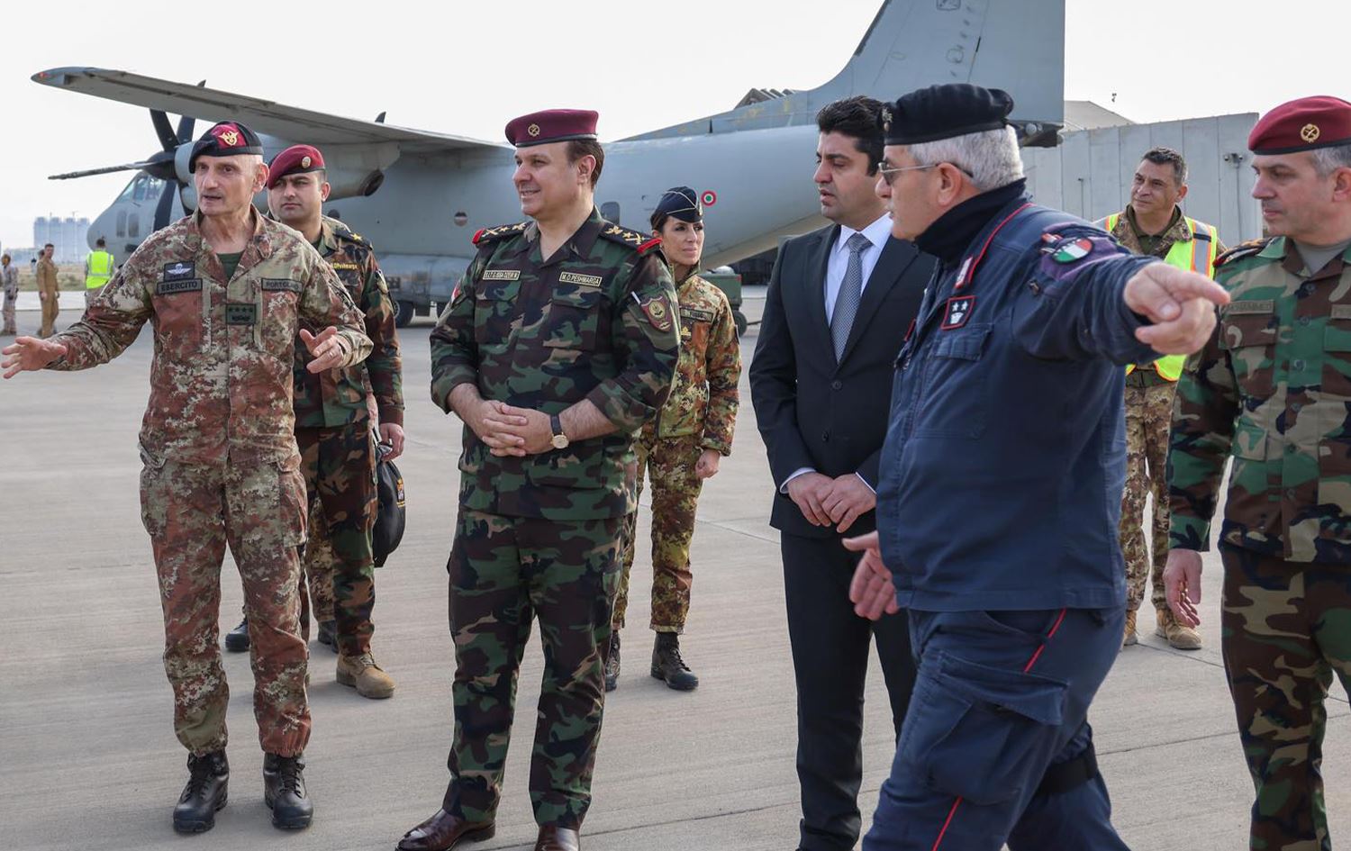 رئيس أركان الجيش الإيطالي يشيد بدور البيشمركة بتعزيز الأمن في المنطقة 