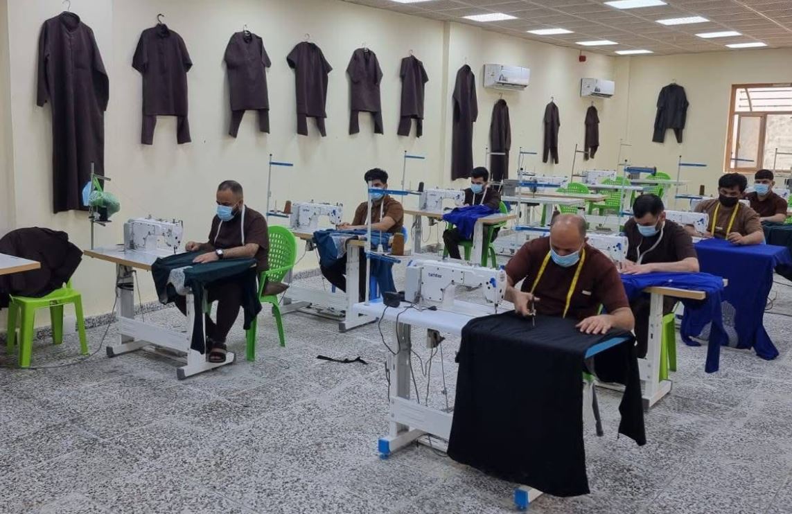 زیندانییانی نەجەف جلوبەرگ بۆ خانەی بێسەرپەرشتان و بەساڵاچووان دەدوورن