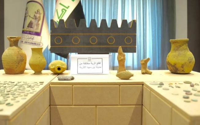 Irak’ın Babil vilayetinde etkili olan sağanak yağışlar, antik Borsippa kentindeki toprağı aşındırarak binlerce yıllık hazineleri gün yüzüne çıkardı