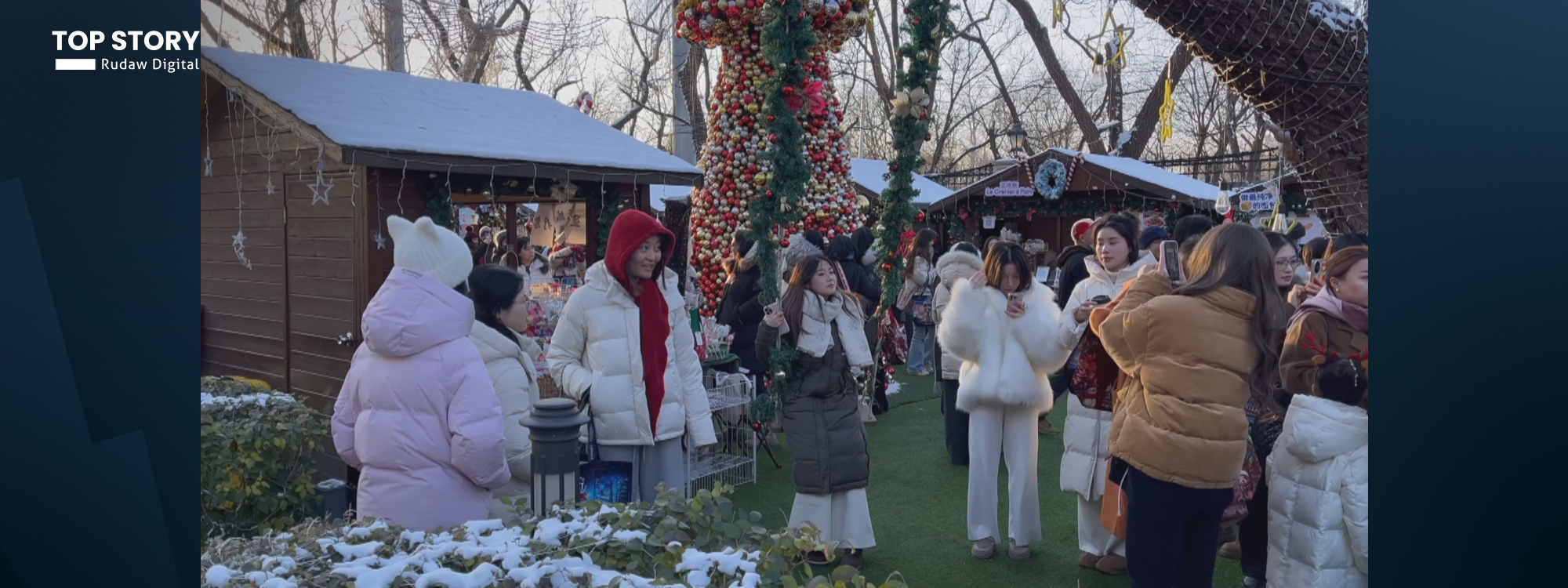 إحدى المشاركات في احتفالات الميلاد ببكين: الناس هنا لا يحتفلون بعيد الميلاد بصورة تقليدية