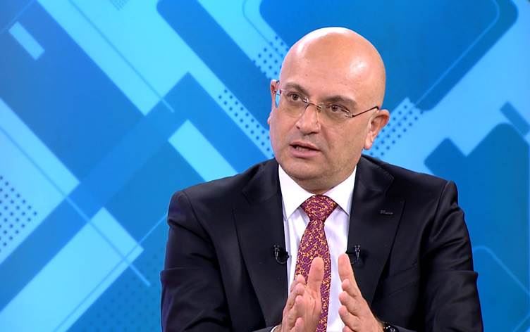 هاوري إحسان رئيس فرعي أربيل ودهوك ومستشار الهلال الأحمر العراقي