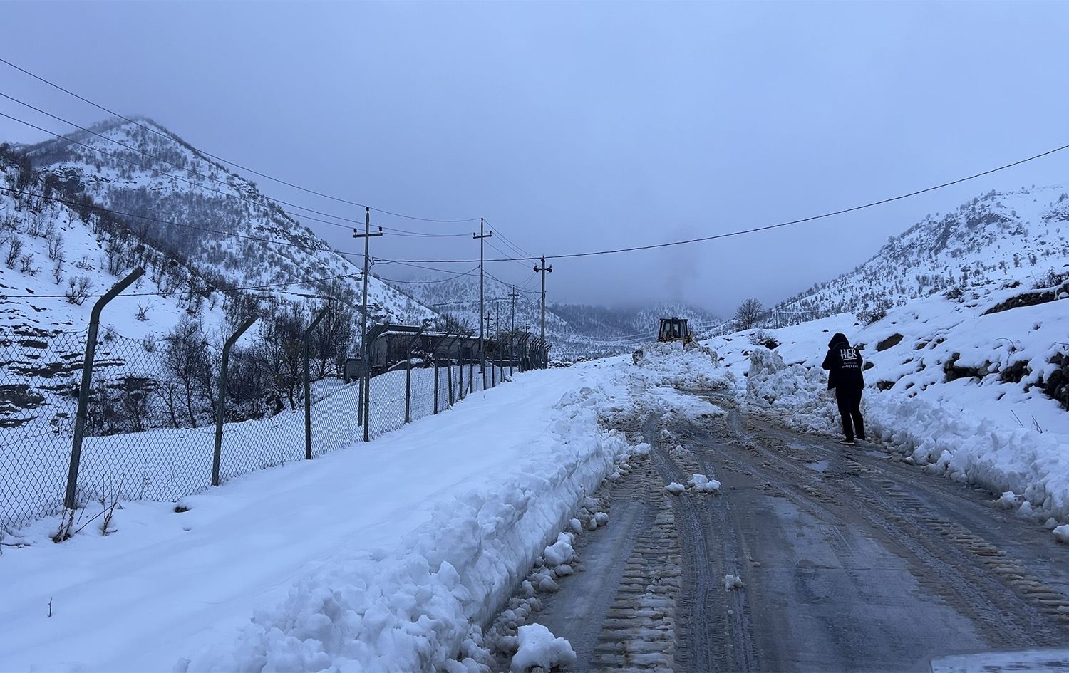 رێگەی دەروازەی سنووریی کێلێ. وێنە: ئاری نەسرەدین - رووداو