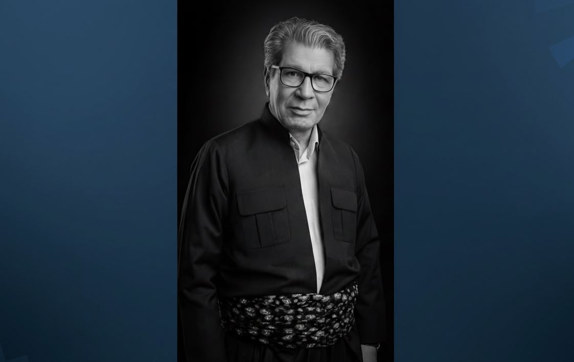 حوسێن کوردنەژاد، نووسەر و ئەکادیمیی کوردی خەڵکی ورمێی رۆژهەڵاتی کوردستان