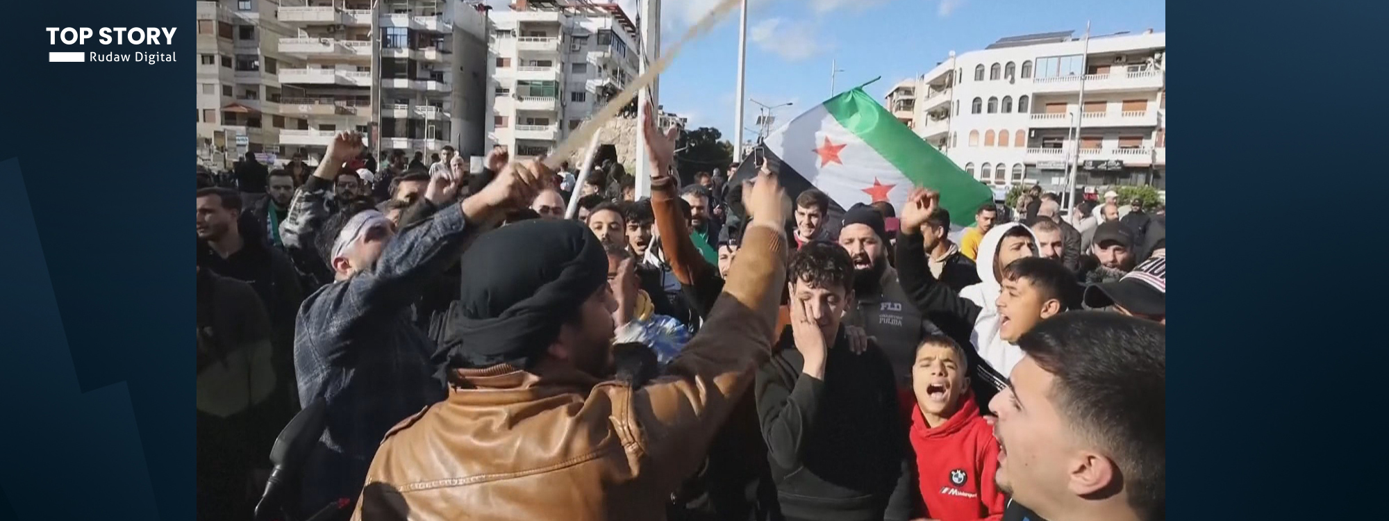 مقتل ثلاثة أشخاص وإصابة العشرات في احتجاجات اللاذقية
