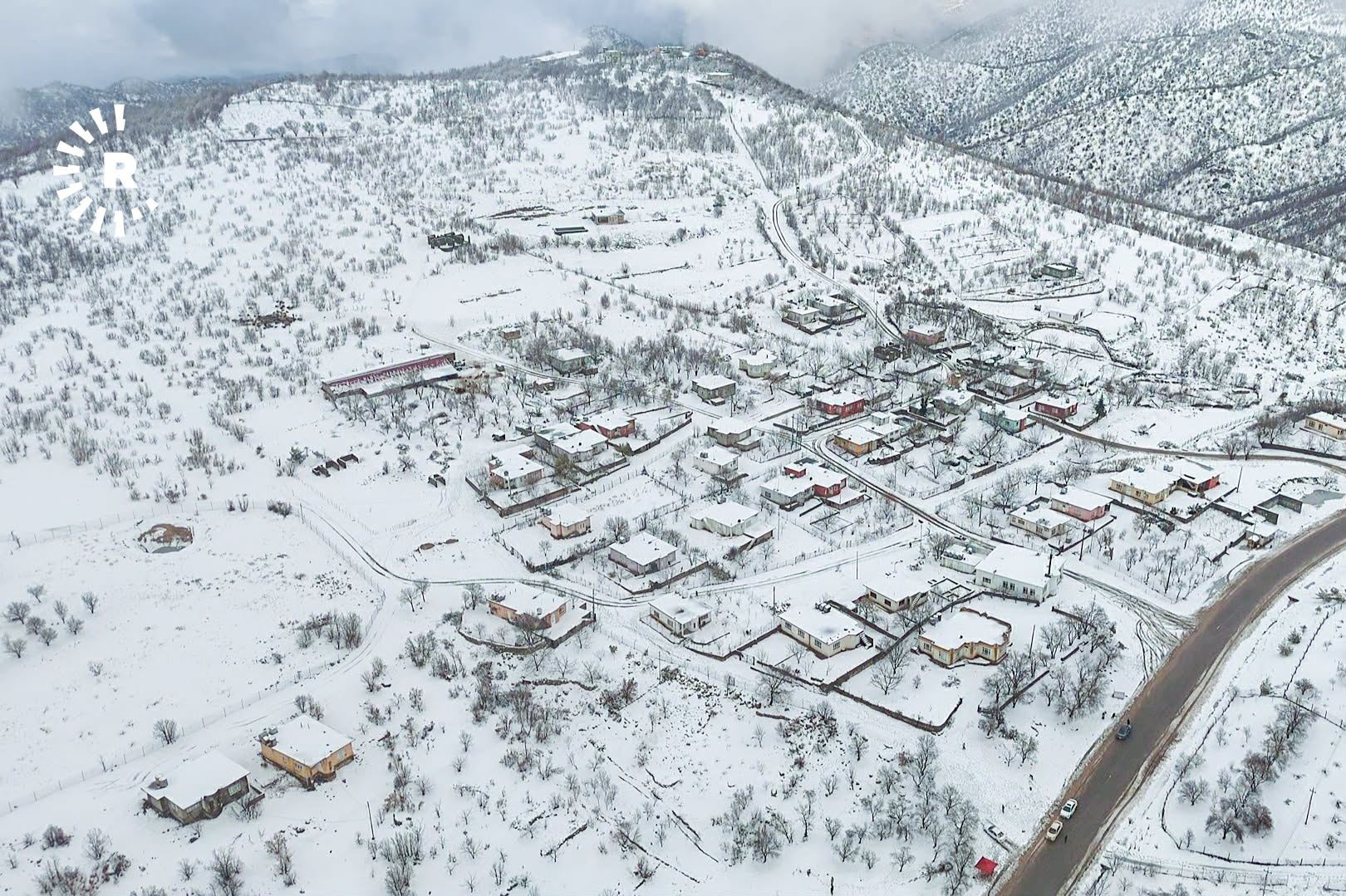 بەفر رێگەی 50 گوندی لە دهۆک داخست