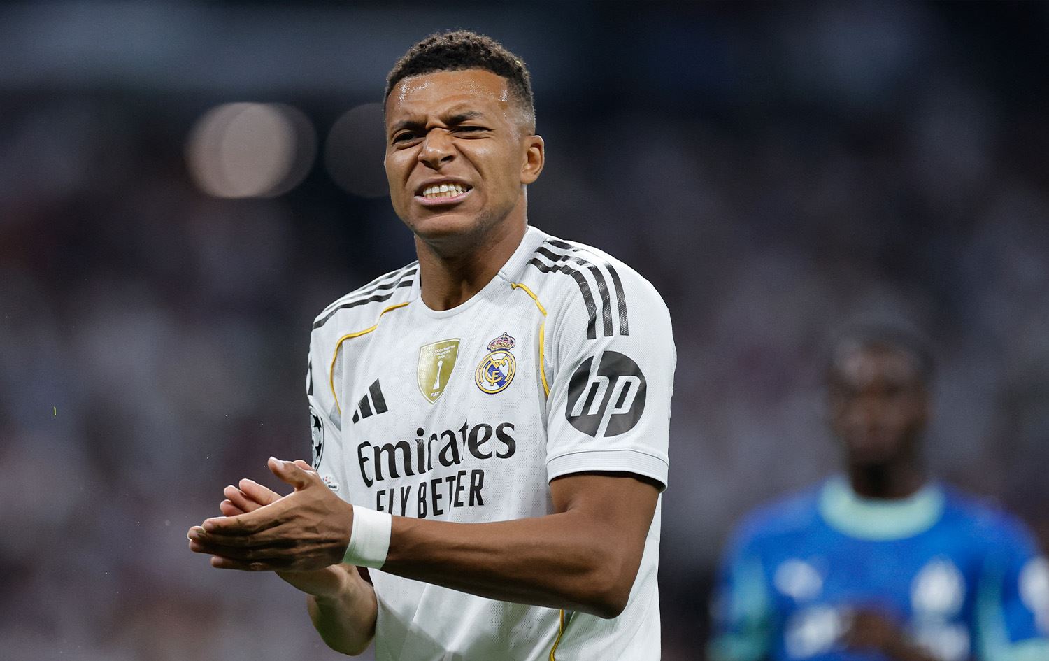 مبابي سيغيب عن الملاعب لمدة ثلاثة أسابيع على الأقل