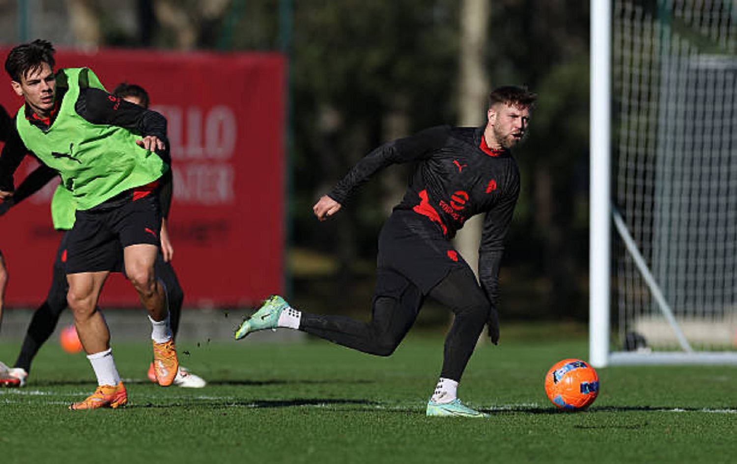 ميلان يعزز هجومه بلاعب ألماني 