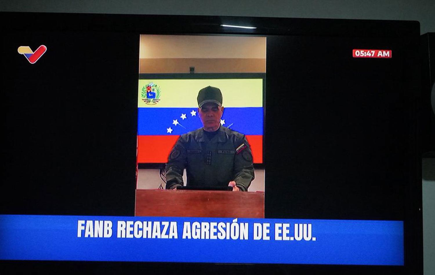 Venezuela Savunma Bakanı Vladimir Padrino, gelişmeler hakkında açıklama yaptı. / AA