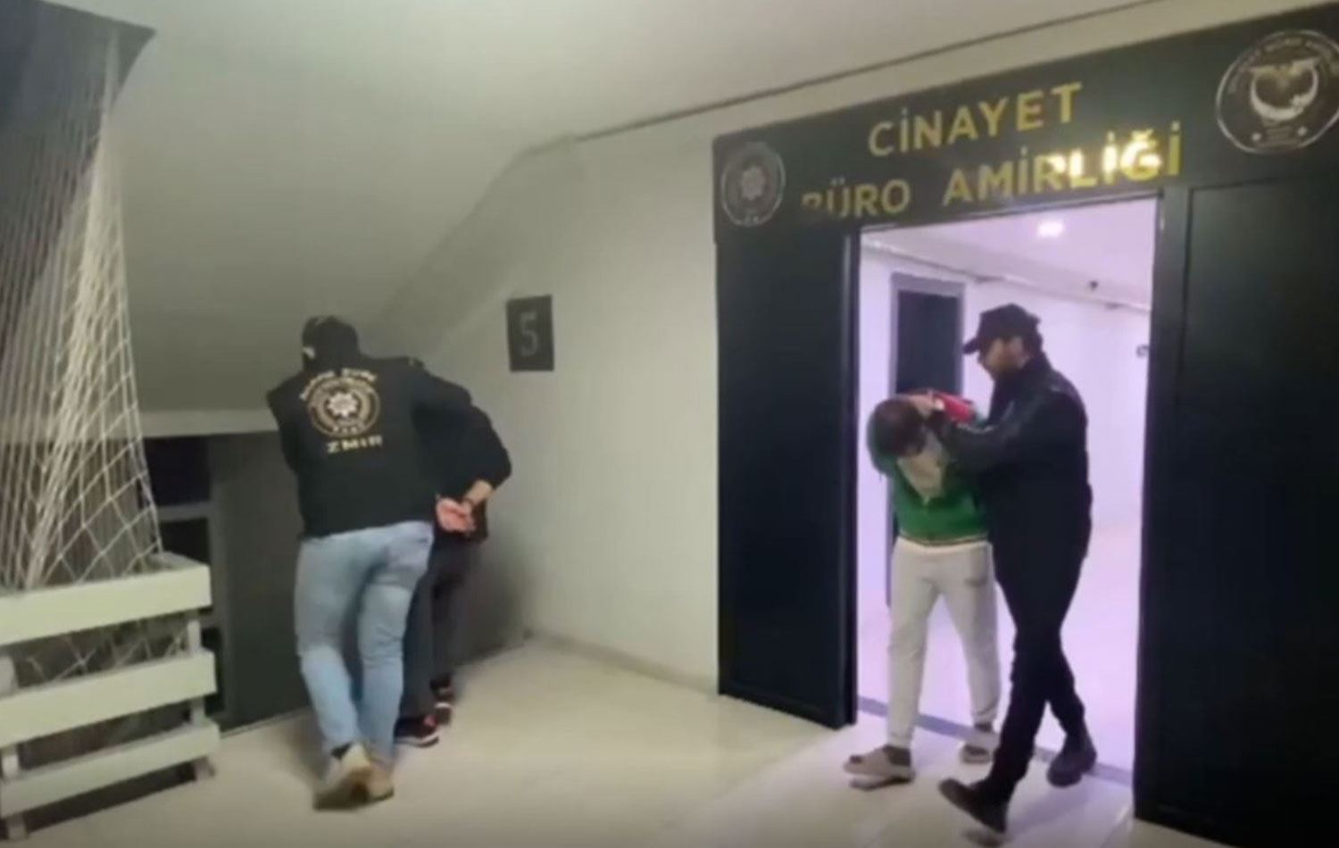 Zanlılar adliyeye sevk edilirken. / Video alıntısı