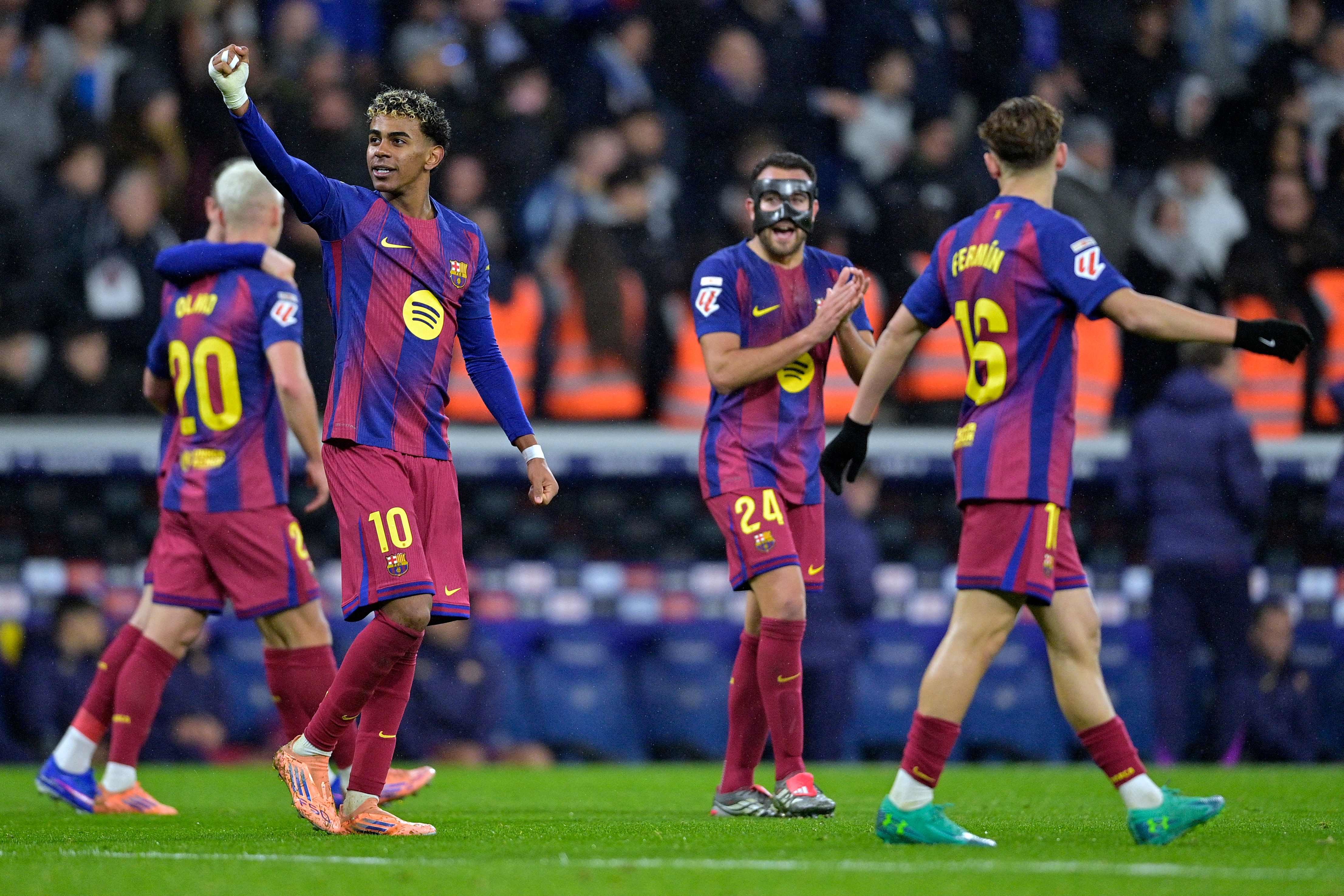 ڤیدیۆ؛ بارسێلۆنا دێربیی بردەوە و لە راماڵینی یانەکان بەردەوامە