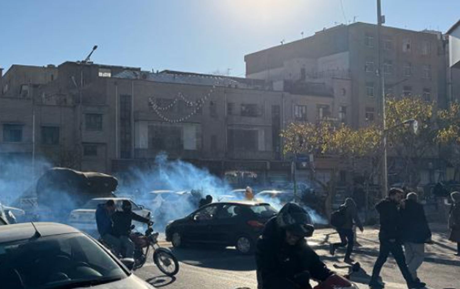 دیمەنێکی خۆپێشاندانەکەی ئێران