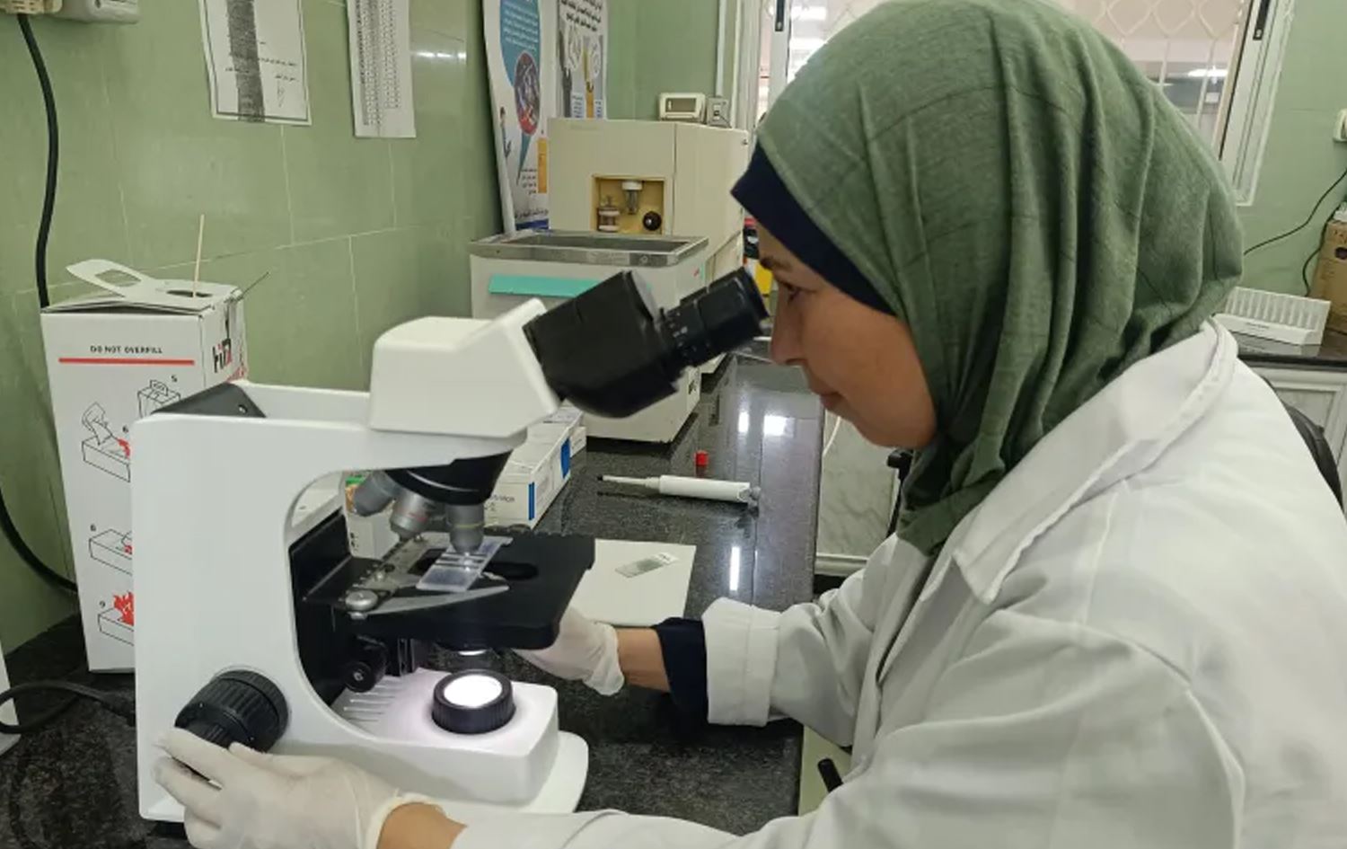 تەندروستیی غەززە: خزمەتگوزارییەکانی تاقیگە پزیشکییەکان و بانکی خوێن نزیکن لە سفر