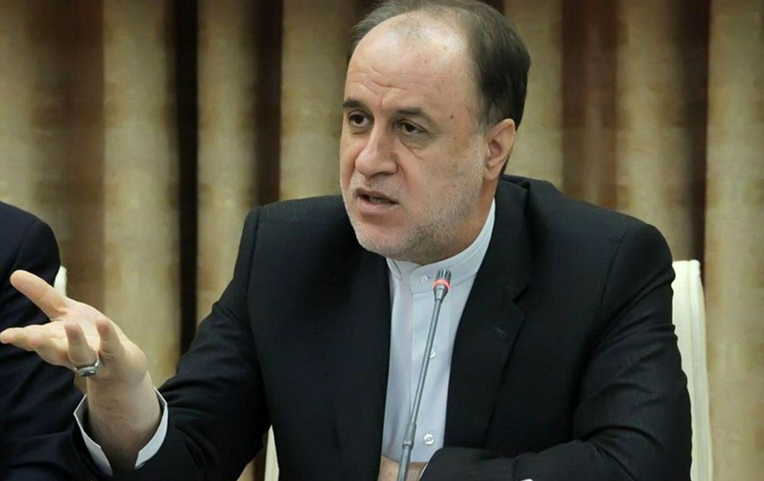 جێگری سەرۆکی پەرلەمانی ئێران: خەڵکی وڵات لە کردەوەی بەرپرسان تووڕەن