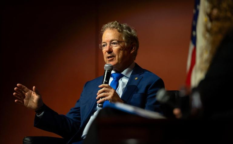 راند پاوڵ، سیناتۆی کۆمارییەکان