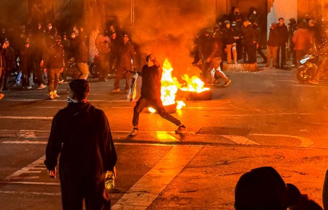 دیمەنی خۆپێشاندانێک لە تاران. وێنە: AFP