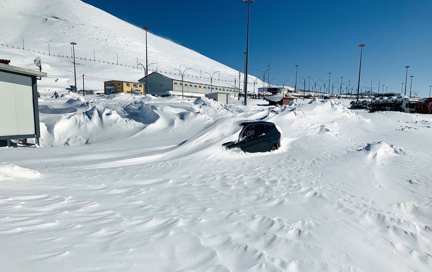 وێنەیەکی بەفر لە حاجی ئۆمەران