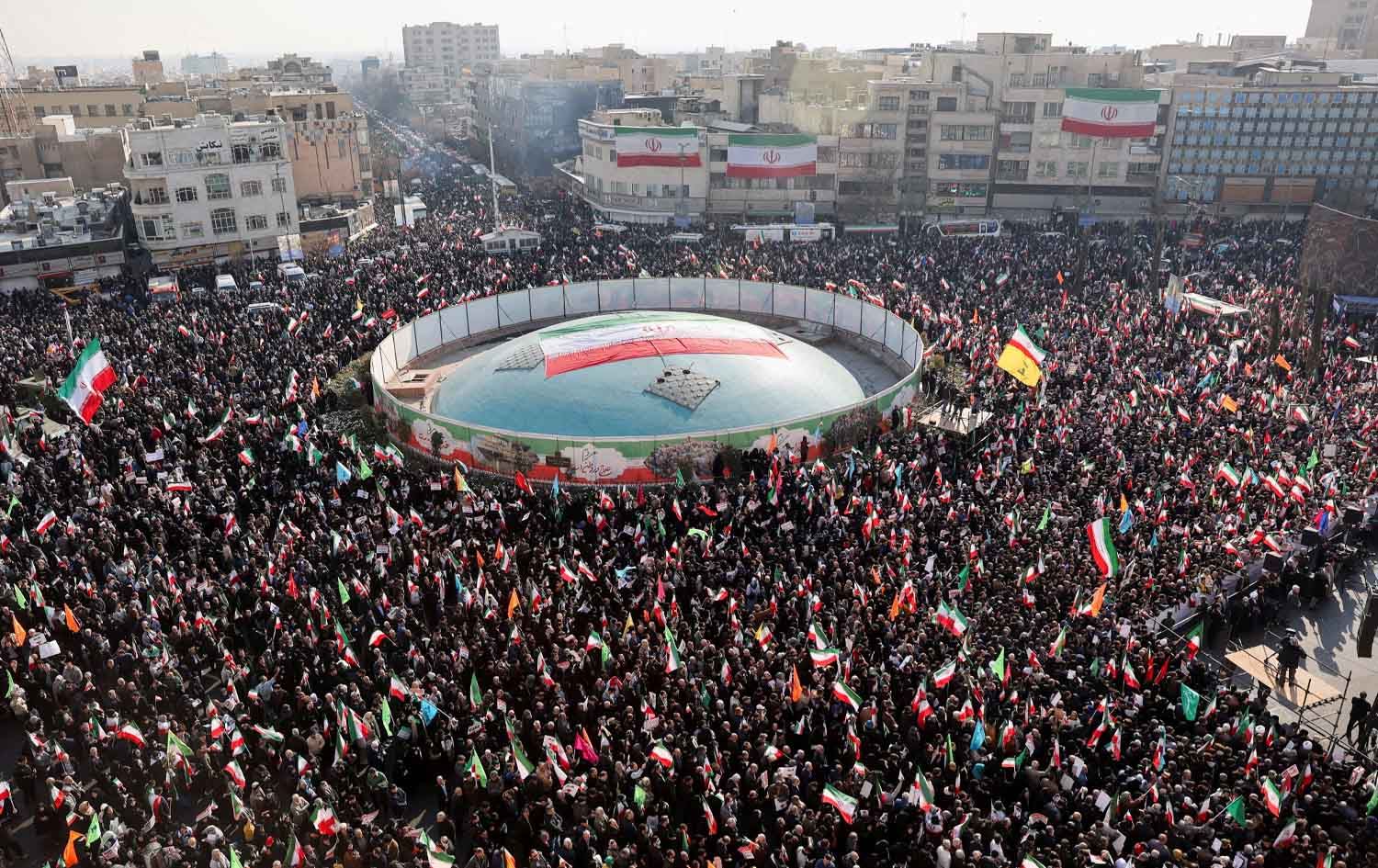 گردبوونەوەیەکی پاڵپشتیی حکومەتی ئێران لە تاران. وێنە: REUTERS