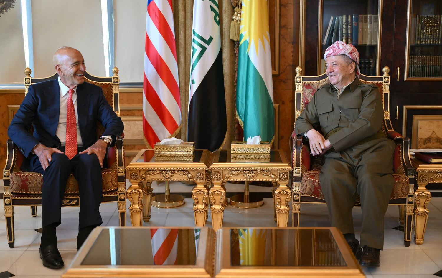 الرئيس بارزاني وتوم باراك يشددان على الحوار سبيلاً للحلول في سوريا