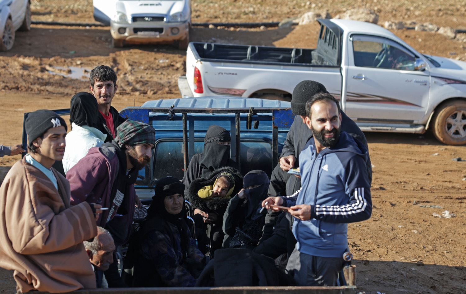 ئاوارەکانی شەڕ لە قوتابخانە و مزگەوتەکانی رۆژئاوای کوردستان جێگیر دەکرێن