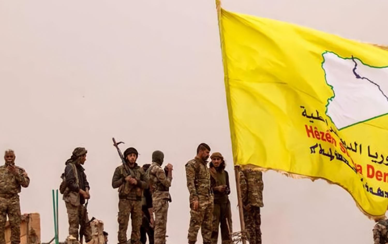 وێنەیەکی ئەرشیڤی ژمارەیەک شەڕڤانی هەسەدە