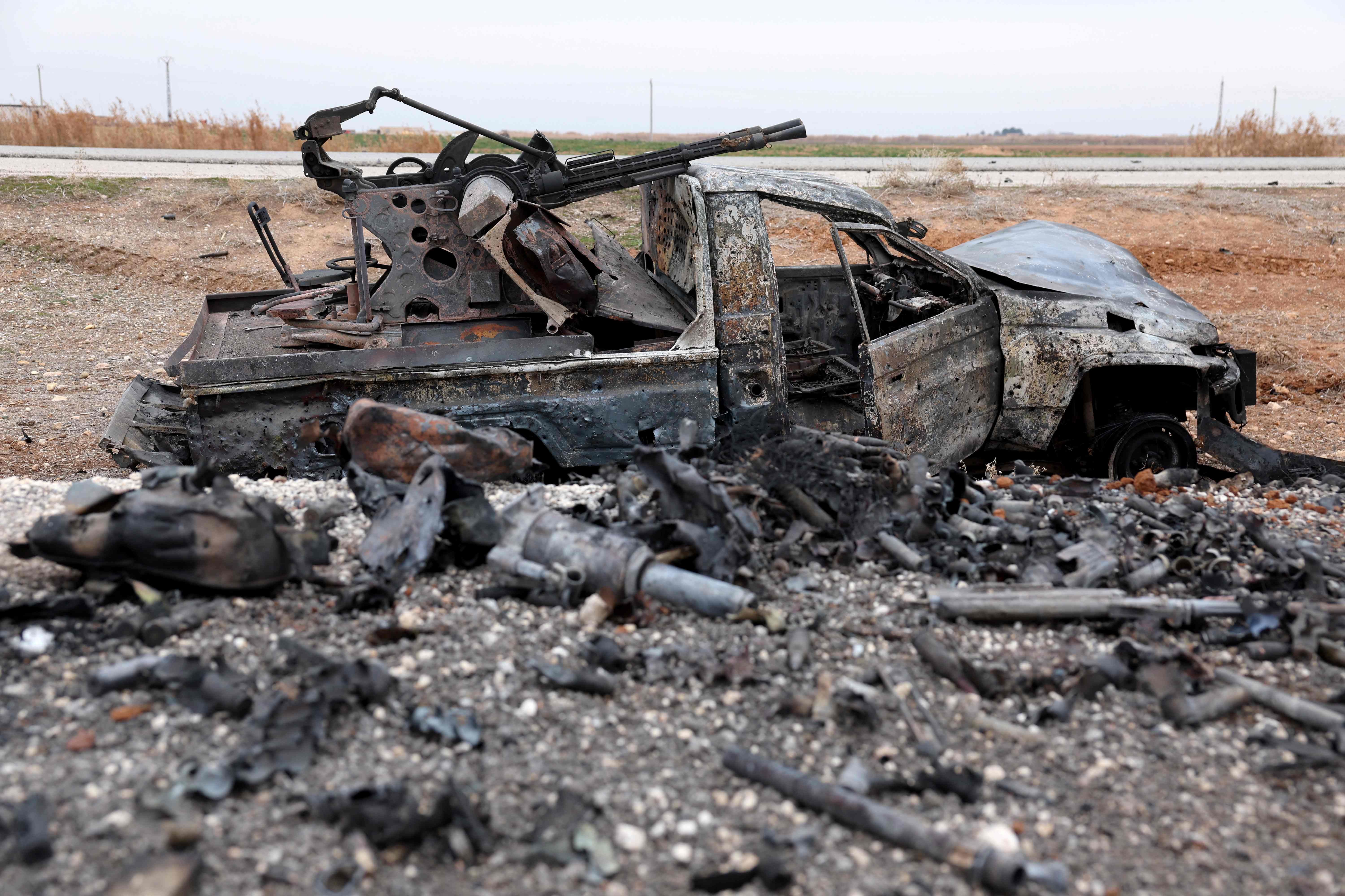 ئۆتۆمبێلێکی سەربازیی تێکشکاو لە سووریا. وێنەکە بۆ روونکردنەوەی هەواڵەکەیە: AFP