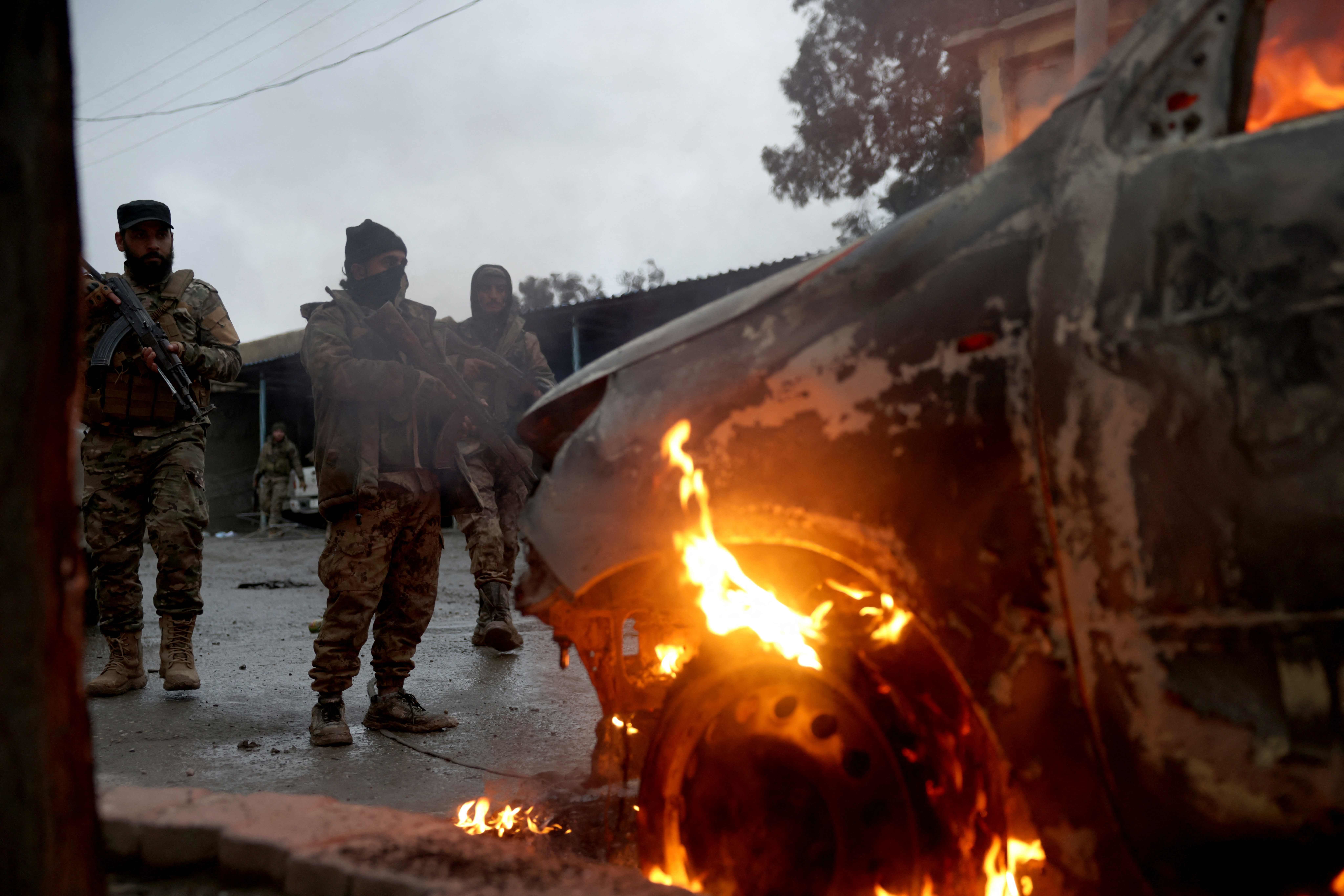 هێزەکانی سووریا لەکاتی پێشڕەوییان بۆ ناوچەکانی ژێر دەستی هەسەدە. وێنە: AFP