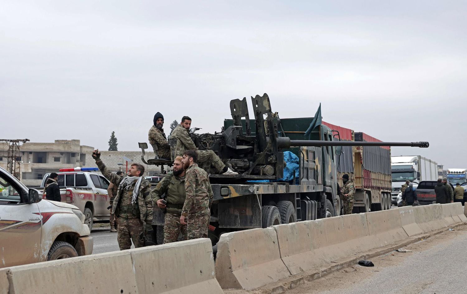 چەکدارانی سوپای عەرەبیی سووریا: وێنەکە: AFP