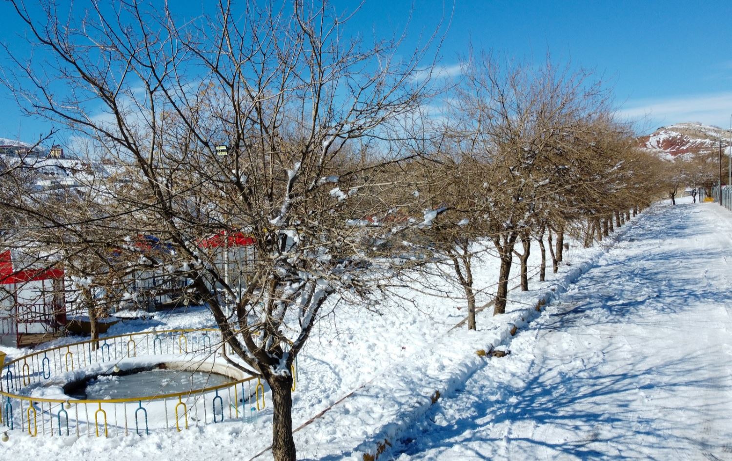 بەفربارینی ساڵانی رابردوو. وێنە: بڵند تاهیر - رووداو