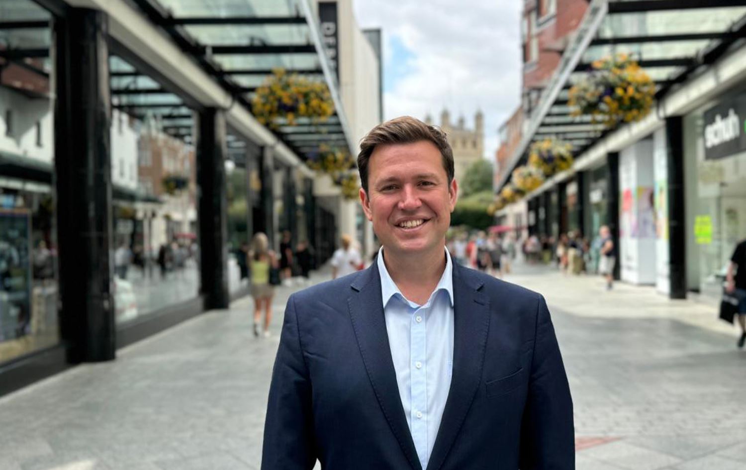 النائب البريطاني ستيف ريس